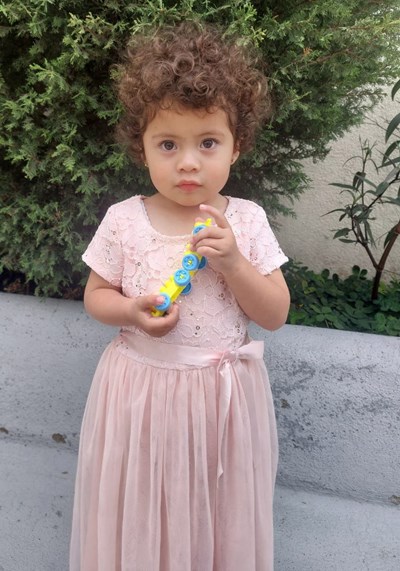 Help Yareli Fernanda by becoming a child sponsor. Sponsoring a child is a rewarding and heartwarming experience.