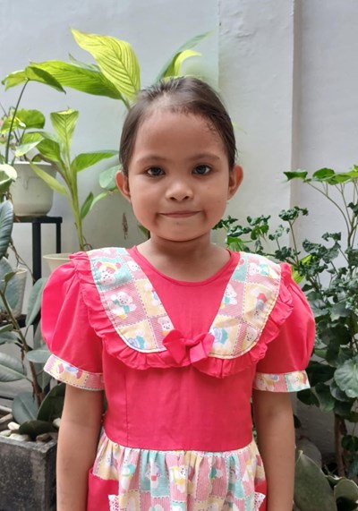 Help Princess Mae by becoming a child sponsor. Sponsoring a child is a rewarding and heartwarming experience.