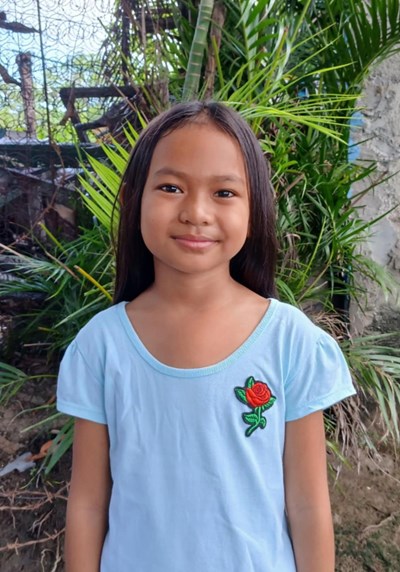 Help Francheska by becoming a child sponsor. Sponsoring a child is a rewarding and heartwarming experience.