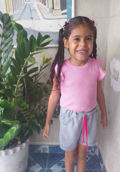 Help Isabella by becoming a child sponsor. Sponsoring a child is a rewarding and heartwarming experience.