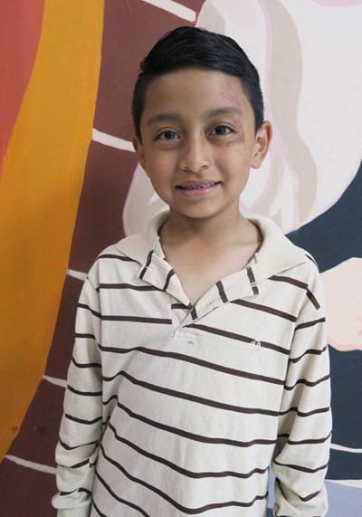 Help Jheyco Fabian by becoming a child sponsor. Sponsoring a child is a rewarding and heartwarming experience.